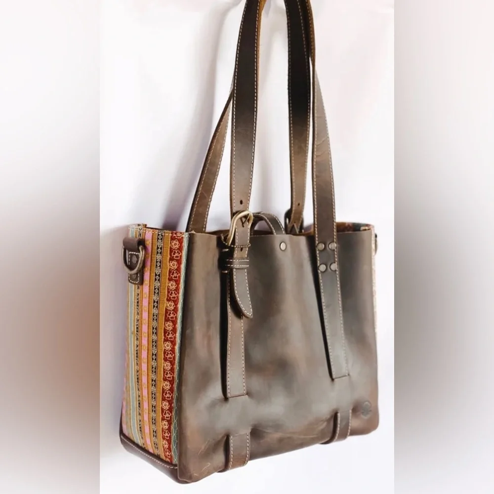 Oak River Mini Chocolate Market Tote - Picture 1 of 6